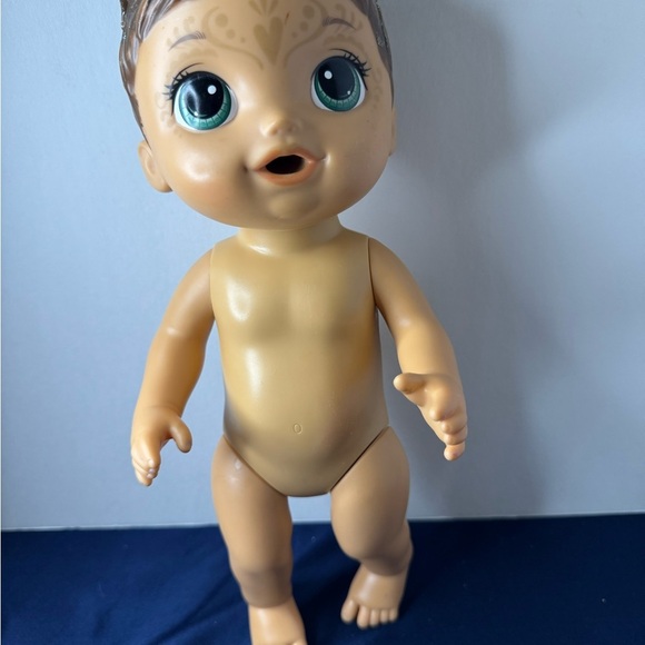 Baby Alive Doll with bath toy ! Fast Shipping  EUC - Picture 10 of 13